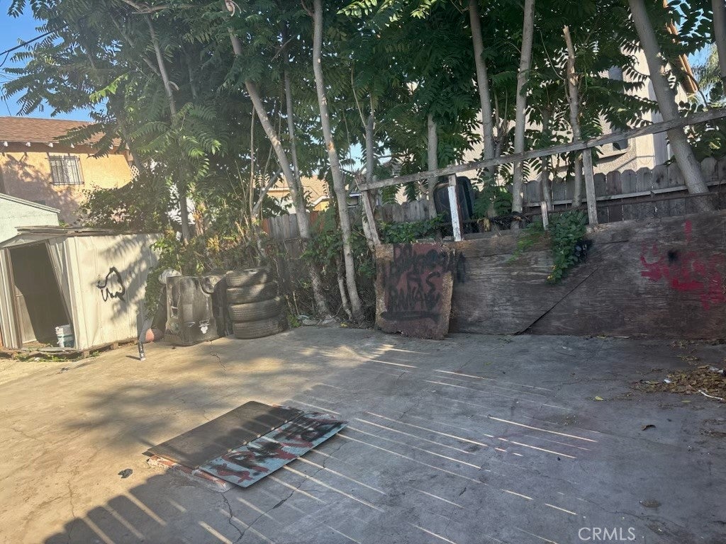 1580 E 47th
