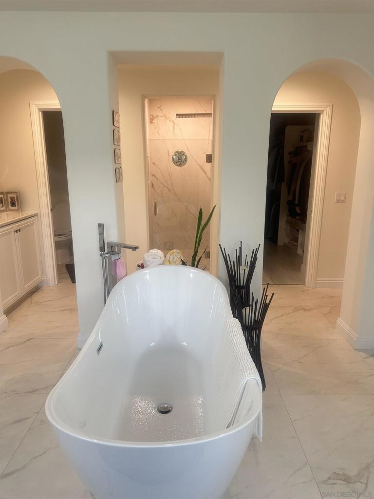 Rancho Santa Fe - Residential Lease