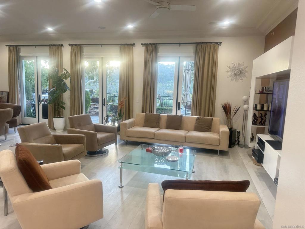 Rancho Santa Fe - Residential Lease