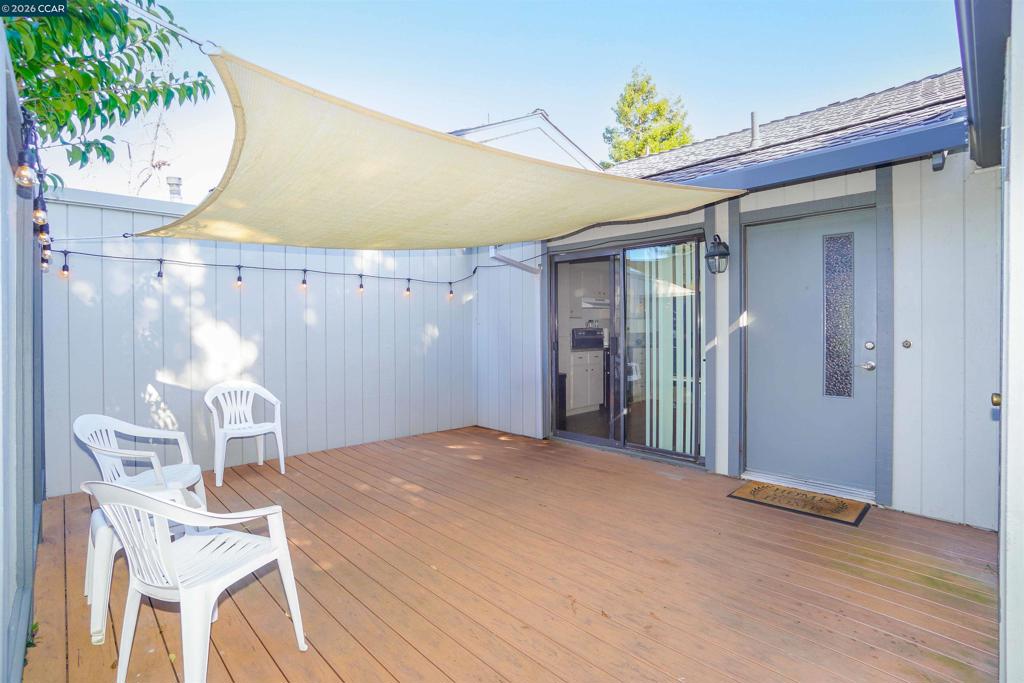 1608 Ashwood Drive