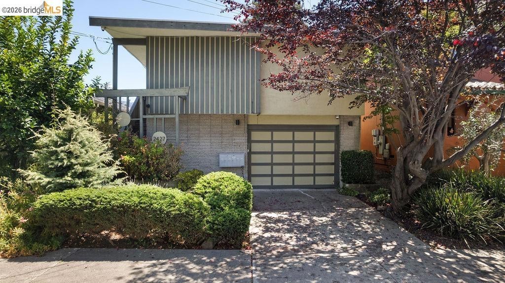 2427 McKinley Ave
