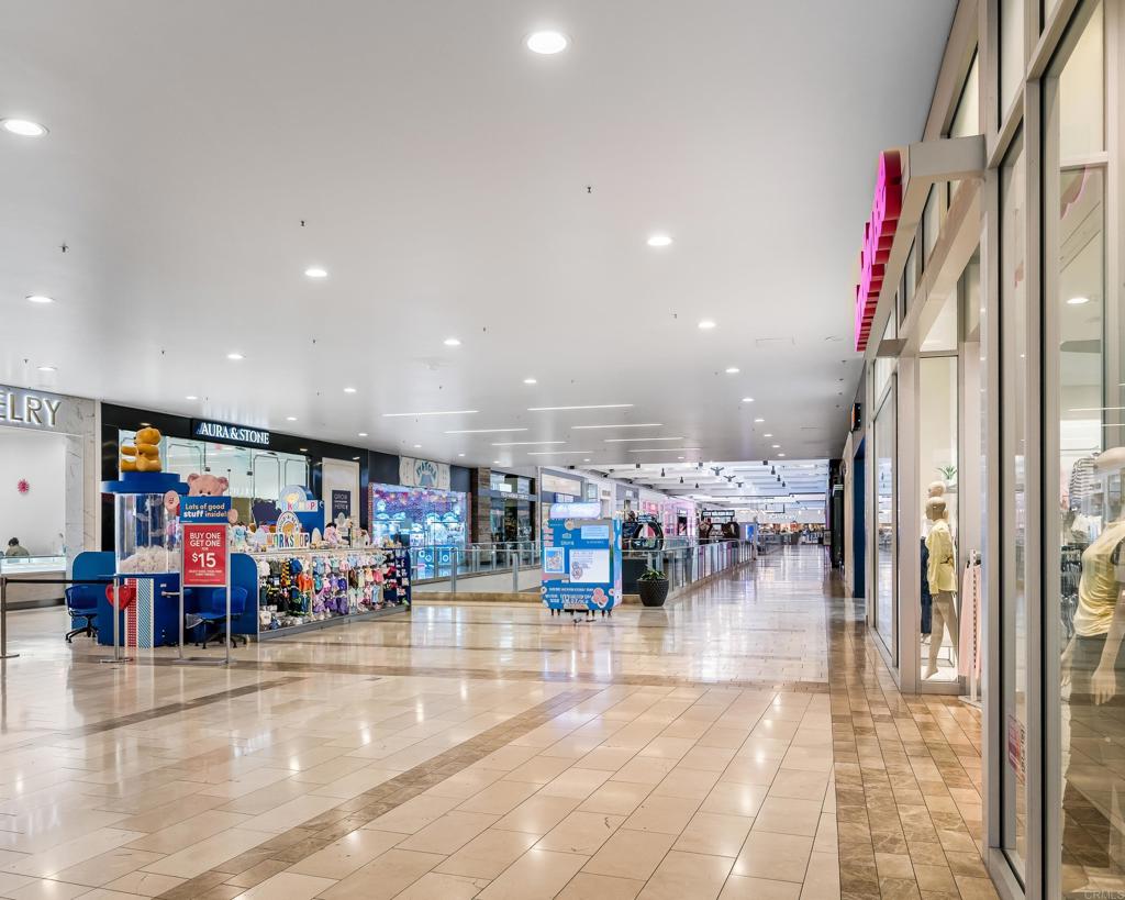 272 E Via Rancho Parkway