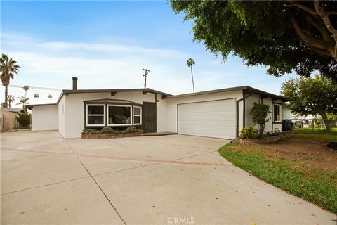 18312 E Nearfield Azusa CA 91702
