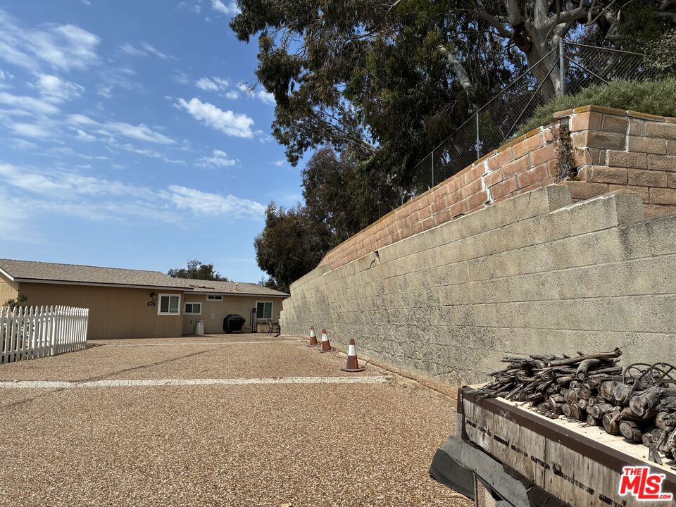 607 Via Del Mar