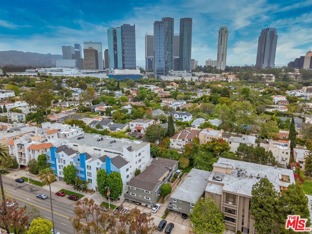 listing image 130727124396565539011