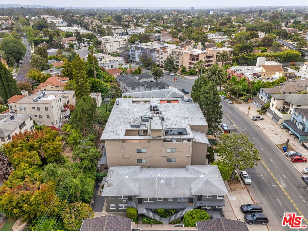listing image 130721172739010829339