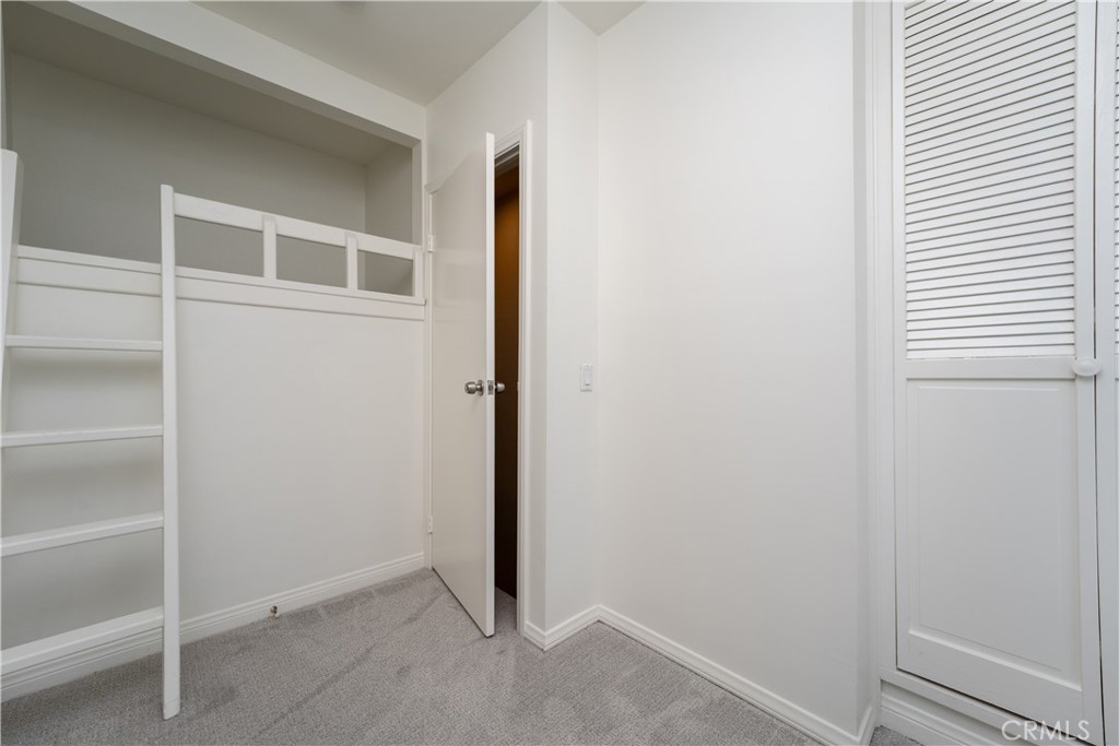 Newport Crest (NEWC) - Residential Lease