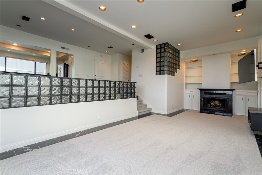 Newport Crest (NEWC) - Residential Lease