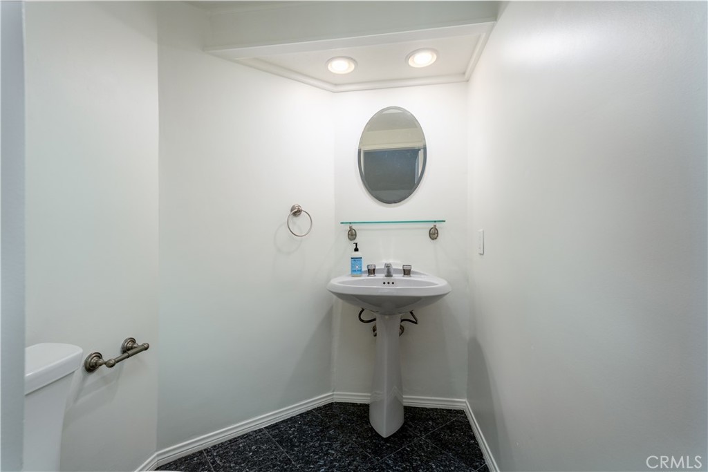 Newport Crest (NEWC) - Residential Lease