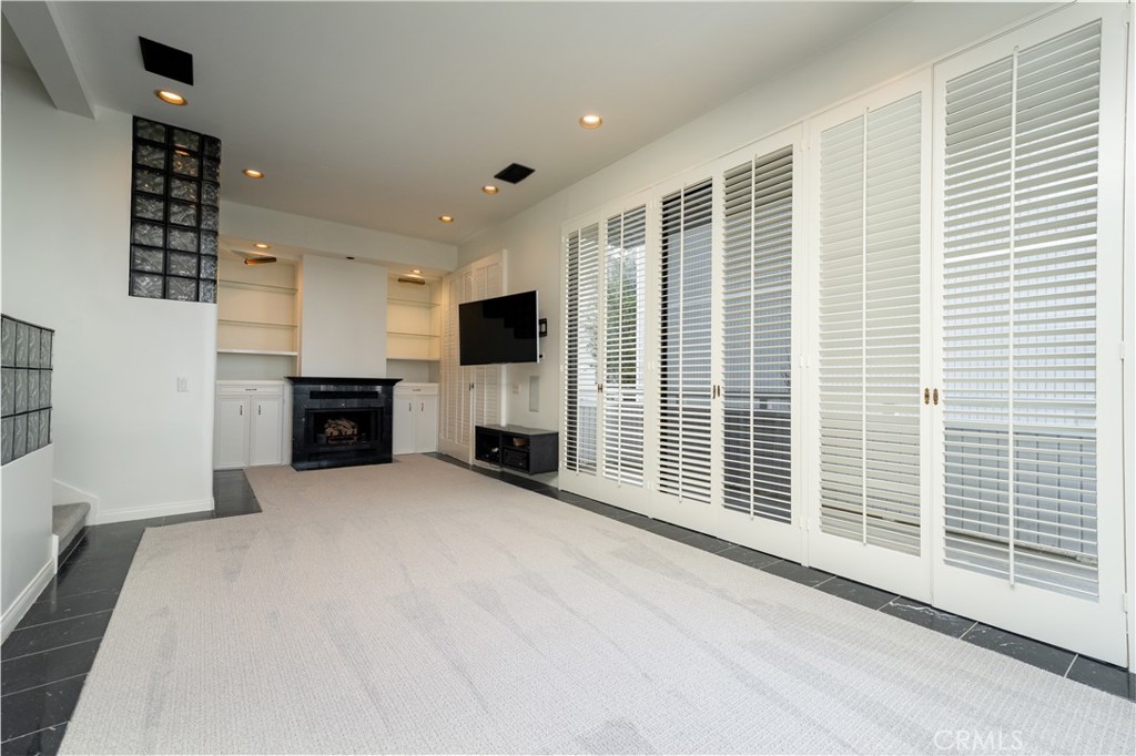 Newport Crest (NEWC) - Residential Lease