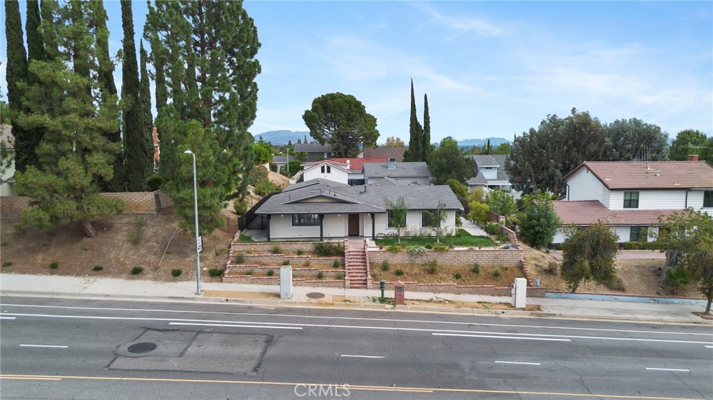 11410 Reseda Boulevard