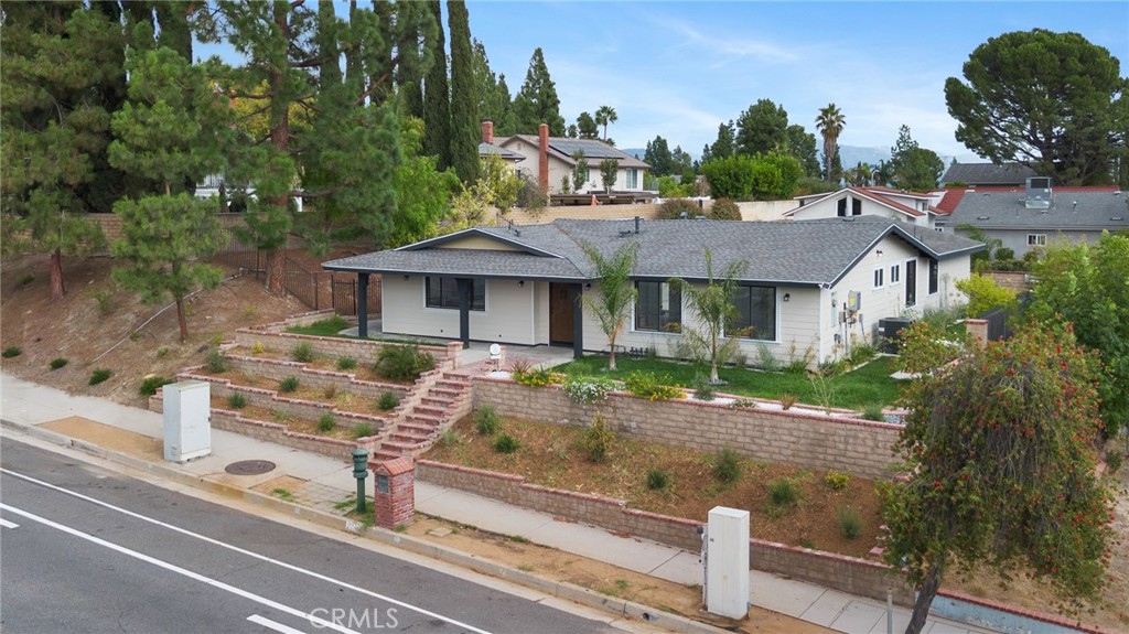 11410 Reseda Boulevard