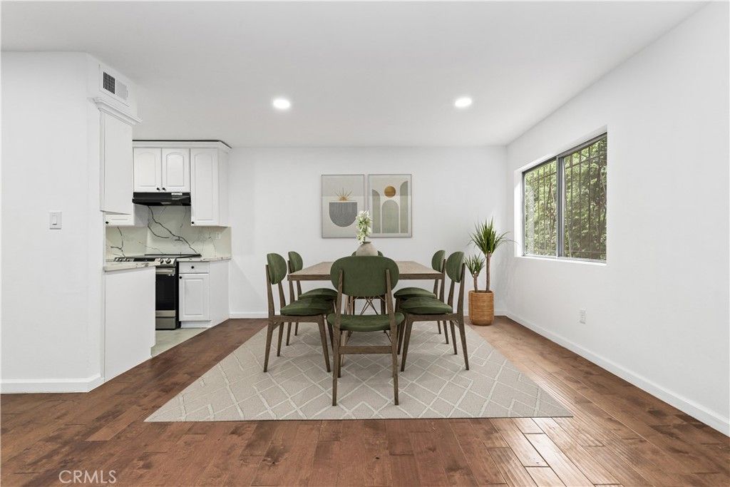 Photo of 1045 N Kings Road #105, West Hollywood, CA 90069 (MLS # SB25198003)