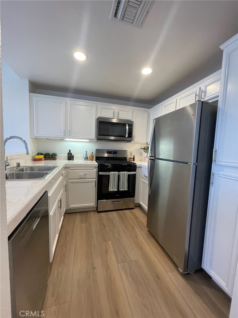 Crescent Walk is in a prime location being across the street from CenterPointe. The unit is convenient to access after parking in your designated tandem parking spots (secured and gated), you are a few steps away from the elevator to the third floor. EV-charging stations located in the guest parking spots. Upon entering the 1-bedroom, 1-bathroom modern condo, you will discover an updated kitchen with new Whirlpool appliances to include a stainless steel refrigerator, oven, microwave, and a dishwasher. New wood appearance vinyl cork flooring, new LED recess lighting, new paint, and an inside unit laundry (newer washer & dryer). From your living room or from your bedroom you can exit to your own private balcony, whether it be breathing in the beach breeze with your morning coffee or just relaxing in the evening to watch the sunset. As a resident of Crescent Walk, you will enjoy resort-style amenities including a well-equipped private fitness center conveniently located on the first floor, lushly landscaped courtyard with patio furniture, banquet and meeting rooms, and access to Playa Vista’s exclusive CenterPointe Club and The Resort - featuring sparkling pools, hot tubs, state-of-the-art gyms, tennis & basketball courts, golf putty green space and frequent community events. You are 2 minutes away from The Runway community town center which offers the charm of a small town with restaurants, retail shops, Cinemark theater, Starbucks, Whole Foods, Home Depot, CVS, Farmers market, and LA’s beaches -Playa Del Rey, Marina Del Rey (10 min), Venice, Santa Monica, and Manhattan Beach. Close to freeways (405, 90, 105), and LAX airport. Come discover this well maintained and secured building across the street from the CenterPointe and live in this rejuvenating oasis today!