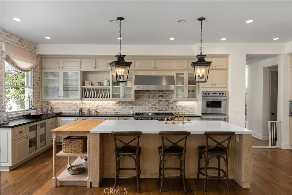 Summer House (OFSH) - Residential Lease