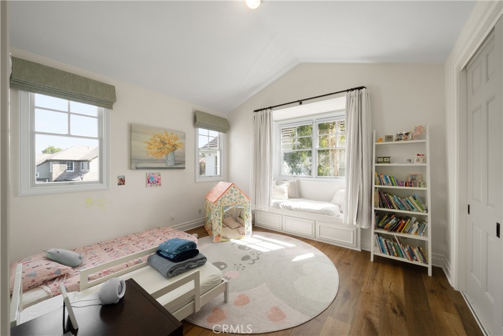 Summer House (OFSH) - Residential Lease