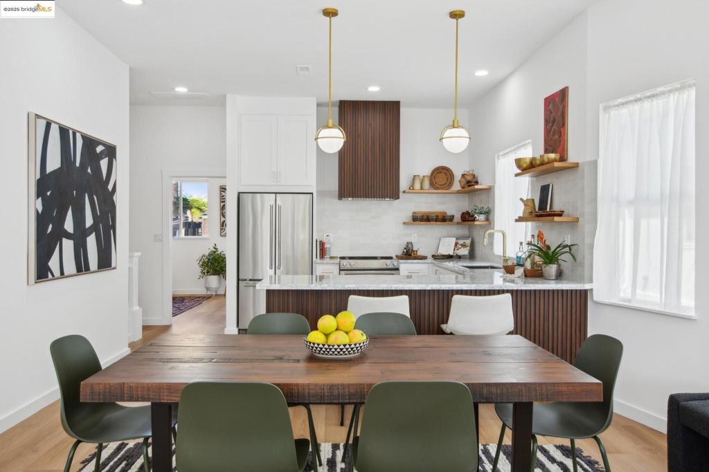 LOWER ELMWOOD - Residential