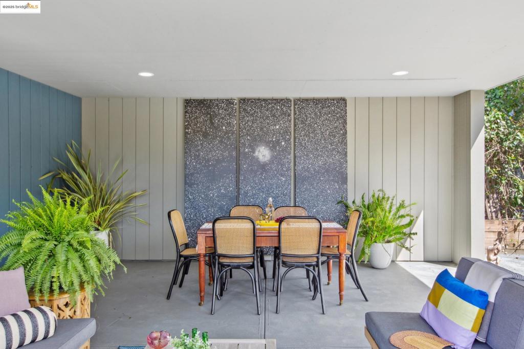LOWER ELMWOOD - Residential