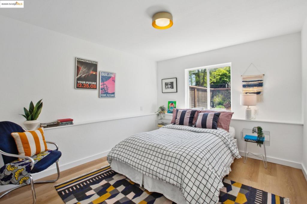 LOWER ELMWOOD - Residential