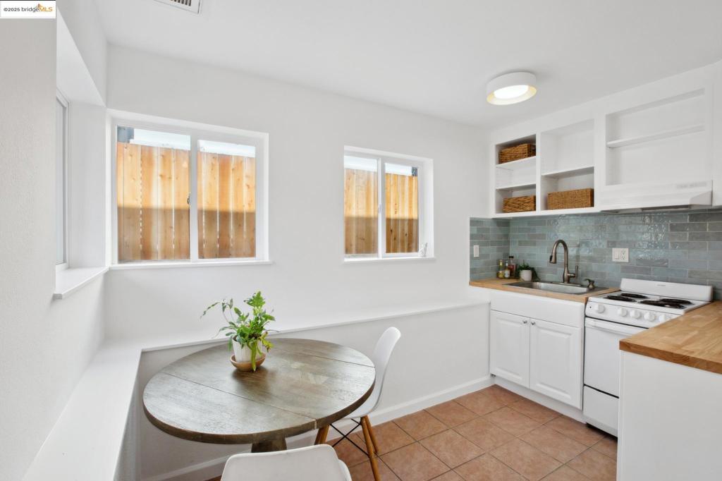 LOWER ELMWOOD - Residential