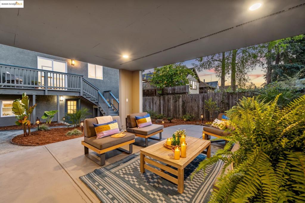LOWER ELMWOOD - Residential