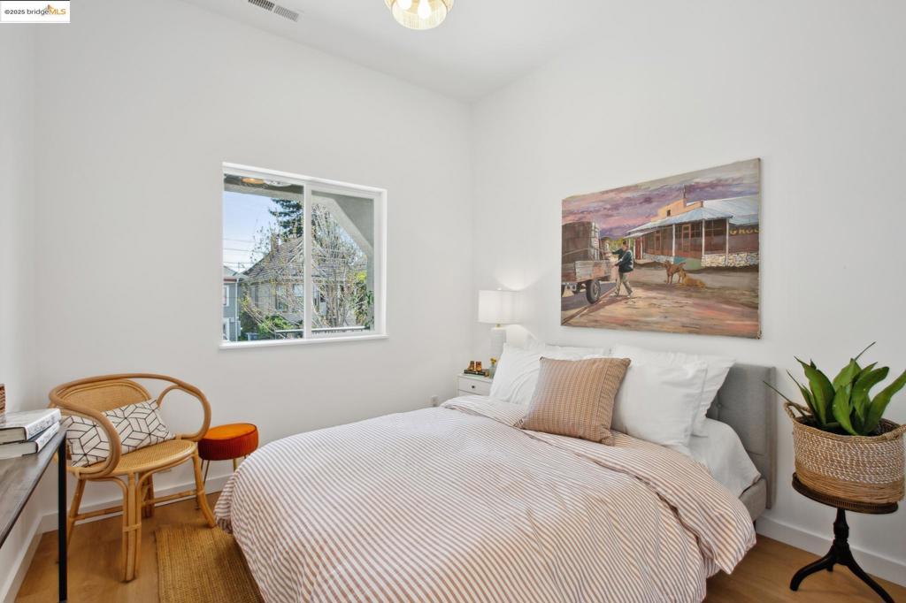 LOWER ELMWOOD - Residential