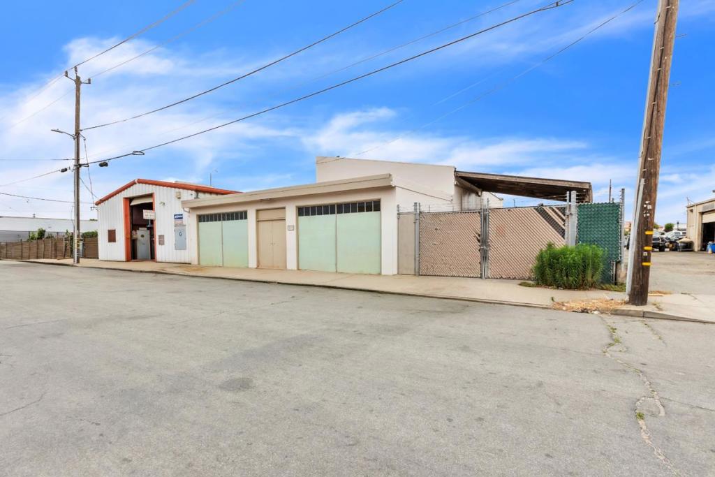 14 Front Street 16