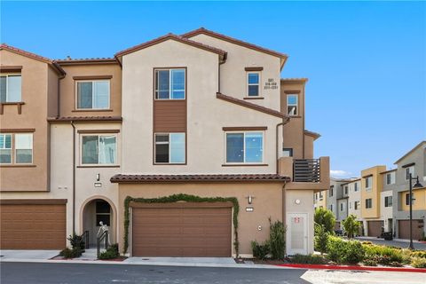 Photo of 510 Bluegrass Way, Rancho Mission Viejo, CA 92694 (MLS # OC25246529)