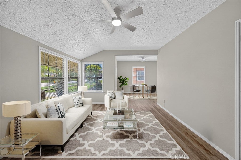 6019 Pepperwood
