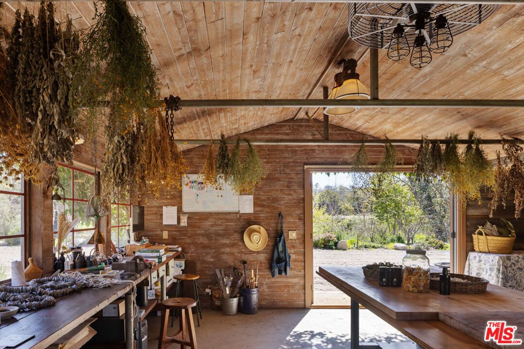 Photo of 6009 Bonsall Drive, Malibu, CA 90265 (MLS # 26642369)