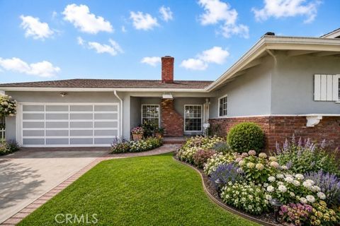 7562 Alhambra Huntington Beach CA 92647