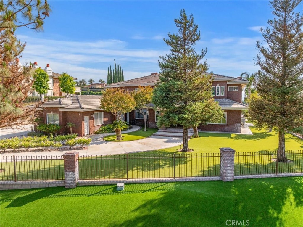6975 Wyndham Hill Drive