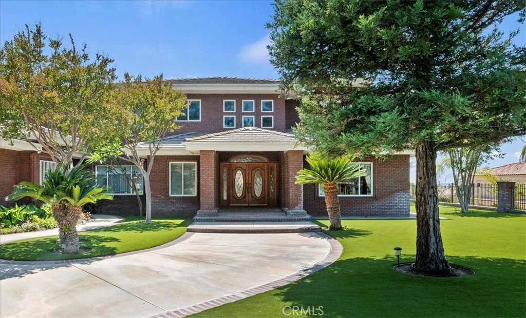 6975 Wyndham Hill Drive