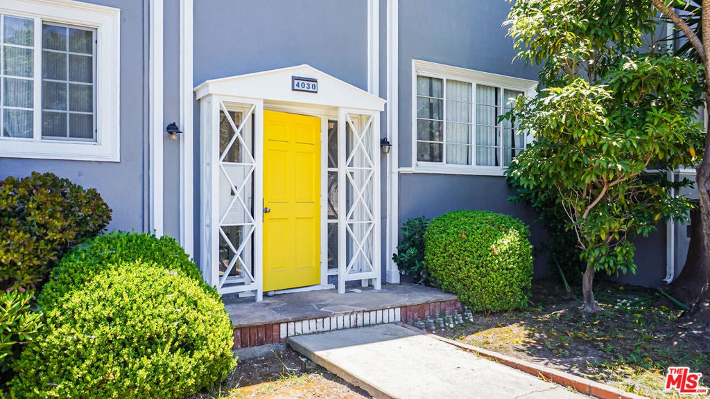 4030 Abourne Road C, Los Angeles CA 90008