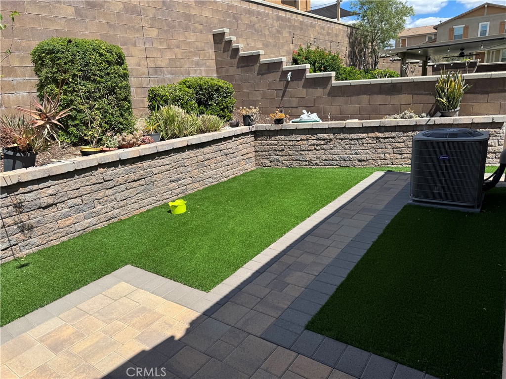 16608 oakville Street