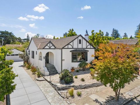 Photo of 2119 Roosevelt Avenue, Burlingame, CA 94010 (MLS # ML82049097)