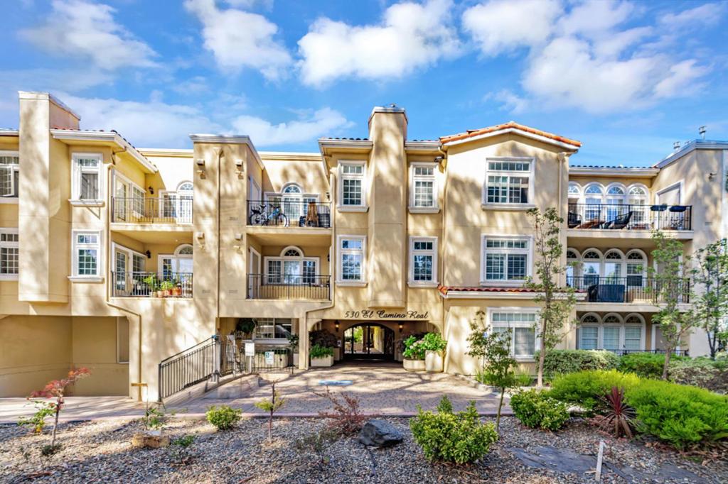 Welcome home to this beautifully maintained condo offering the best of Burlingame living. Perfectly situated near the heart of Downtown, this residence combines modern convenience with a vibrant lifestyle. Step inside to a light-filled living space designed for both relaxation and entertaining. The thoughtfully planned layout includes a comfortable living room, a well-appointed kitchen, and the added convenience of an in-unit washer and dryer, making everyday living effortless. This unit comes equipped with 2 underground parking spaces. Enjoy the ease of being just moments away from Burlingame Avenue, where youll find an array of boutique shops, acclaimed restaurants, cozy cafés, and local markets. For those who love the outdoors, nearby parks and tree-lined streets invite you to walk, jog, or simply unwind. Commuters will also appreciate close proximity to Caltrain, Highway 101, and SFO, offering seamless access to the greater Bay Area. Whether youre seeking a serene retreat or a lively, walkable neighborhood, this condo delivers the best of both worlds. Experience the convenience, charm, and lifestyle that makes Burlingame one of the Peninsulas most desirable places to call home.