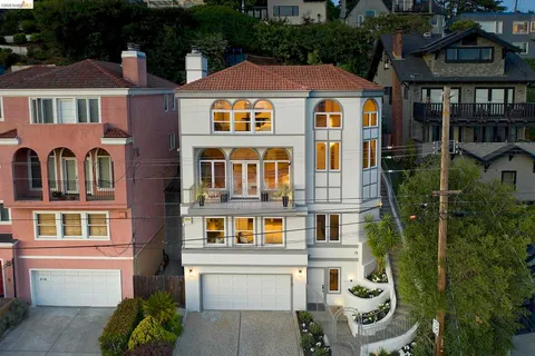 210 Scenic Ave., Piedmont, CA 94611 - MLS#: 41132382