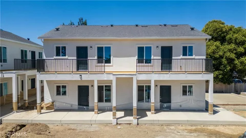 MLS: MC25235639