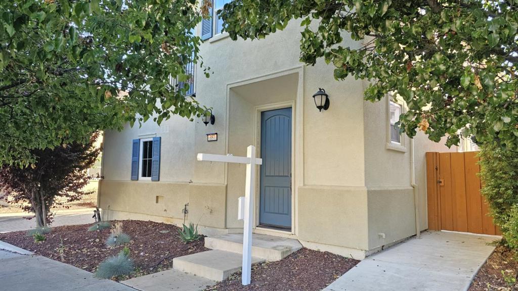 357 Cortona Way