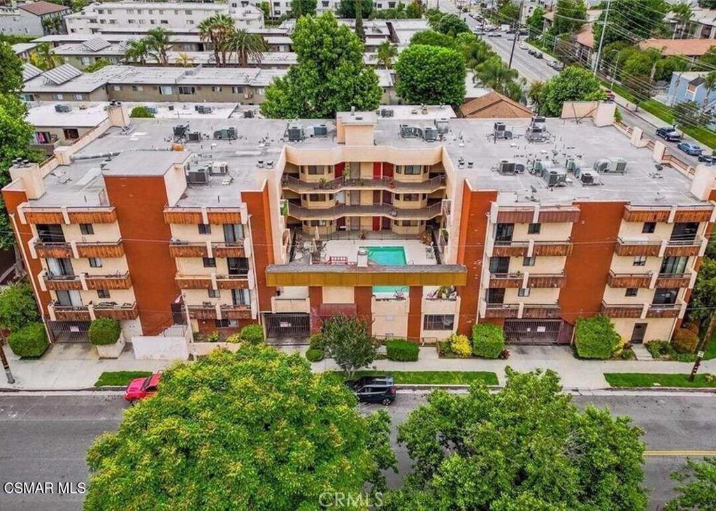8710 Independence Avenue 307