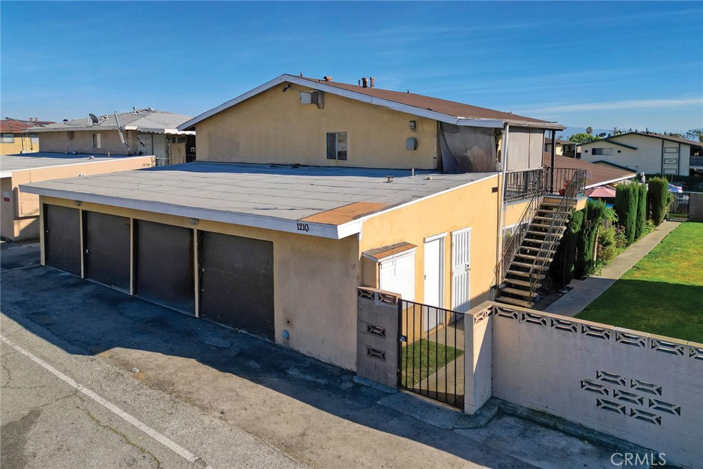 1210 W Rosewood Court