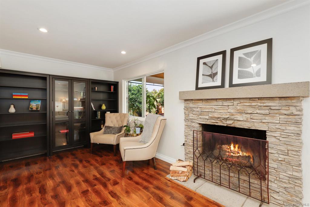 5655 Lone Star Dr