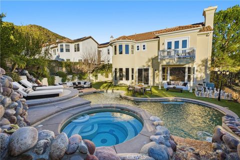 907 Deerhill Road Oak Park CA 91377