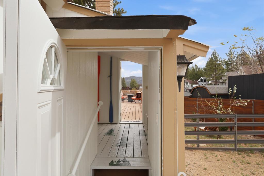 39820 Lakeview Drive