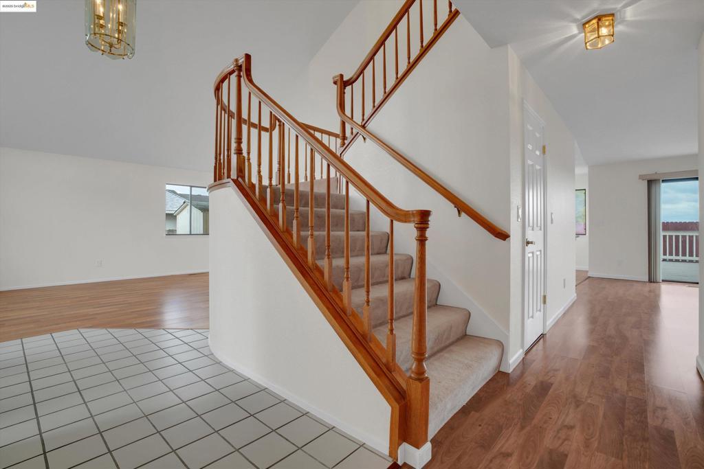 GLEN COVE - Residential