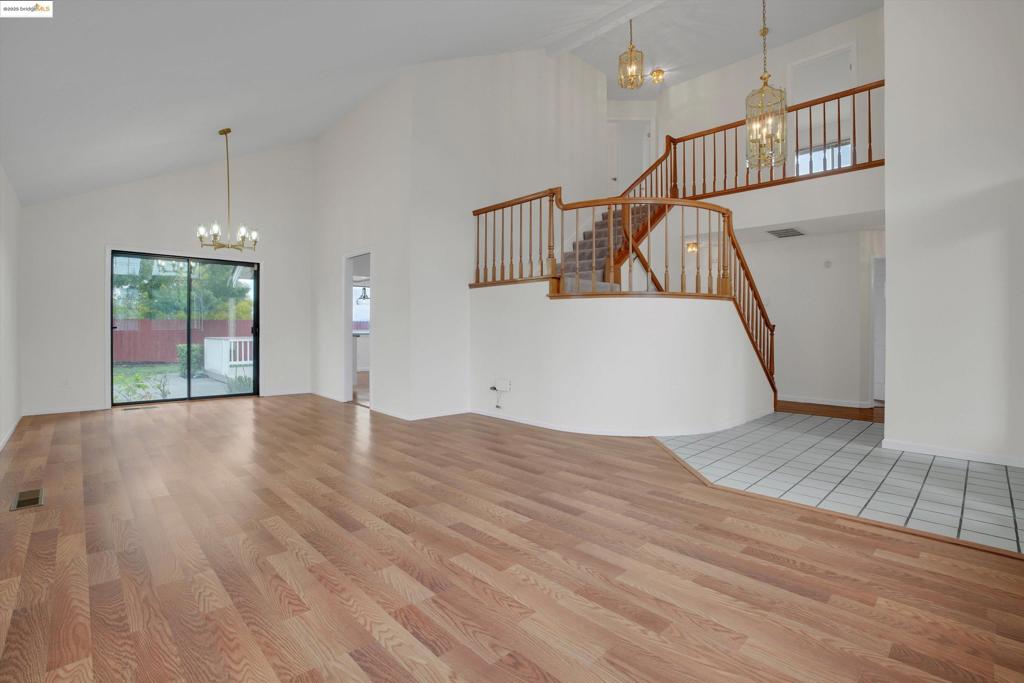 GLEN COVE - Residential