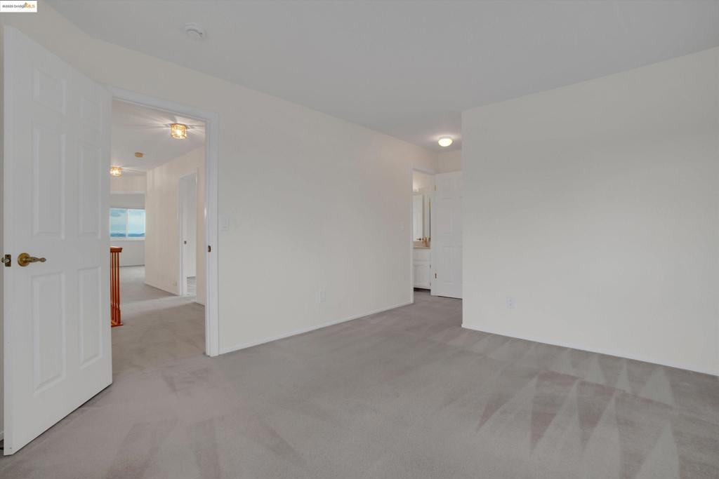 GLEN COVE - Residential