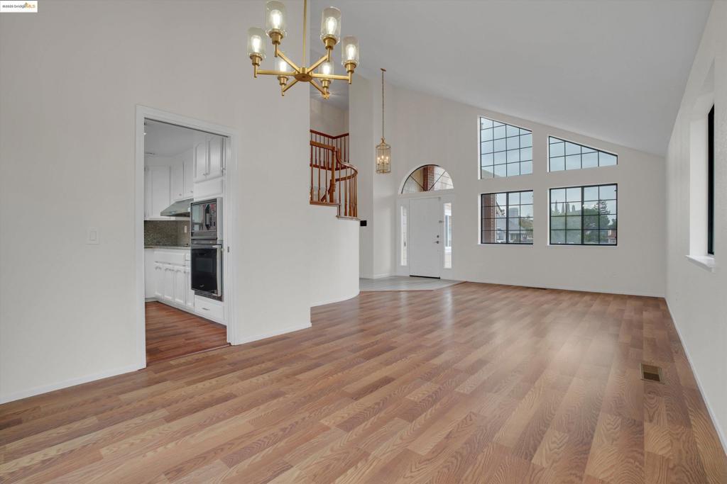 GLEN COVE - Residential
