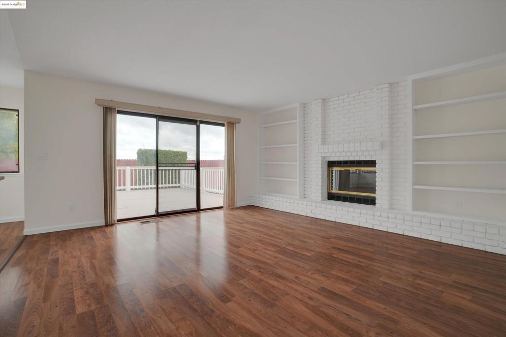 GLEN COVE - Residential